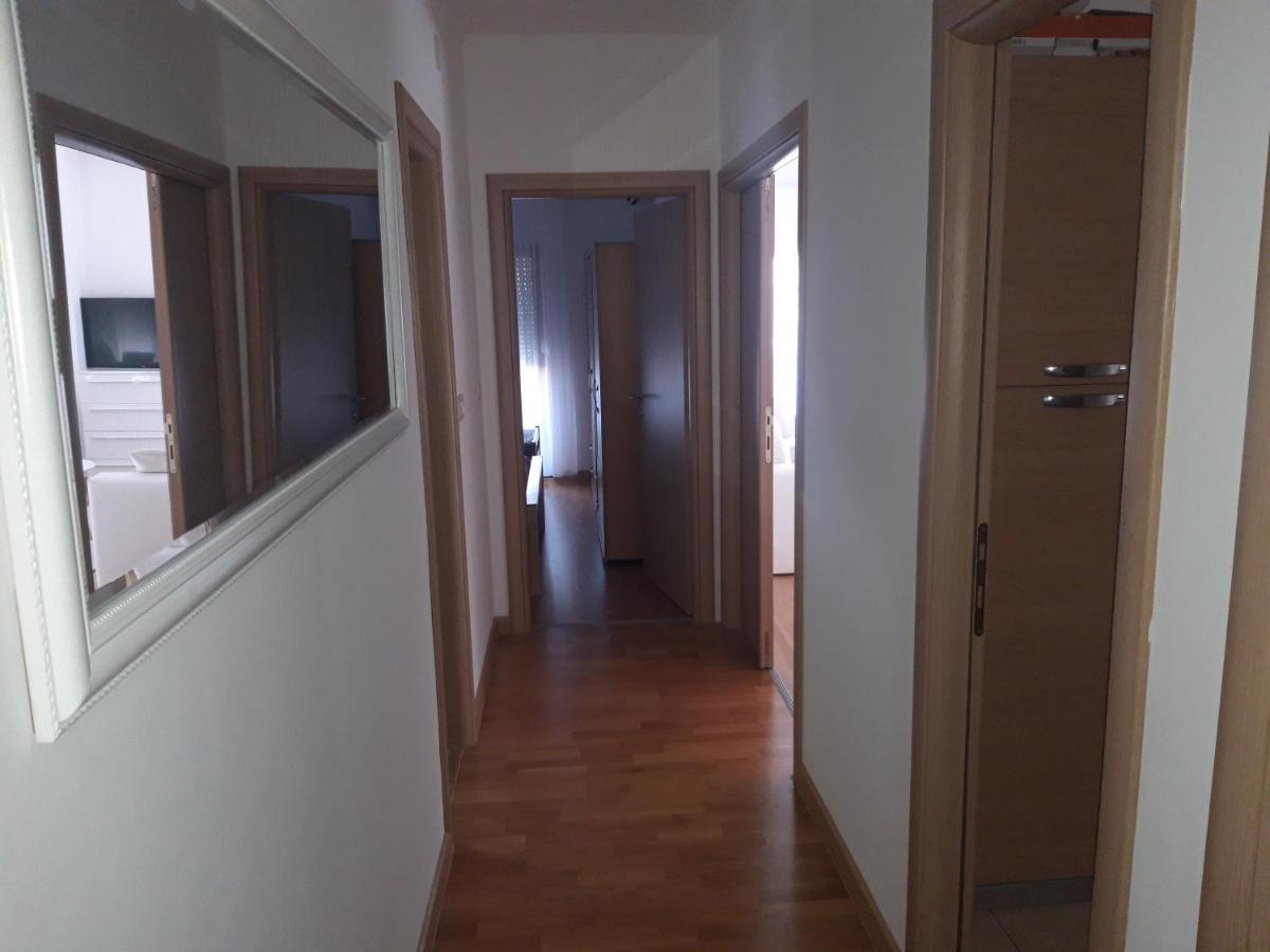 Marys Home Apartment Medugorje Esterno foto