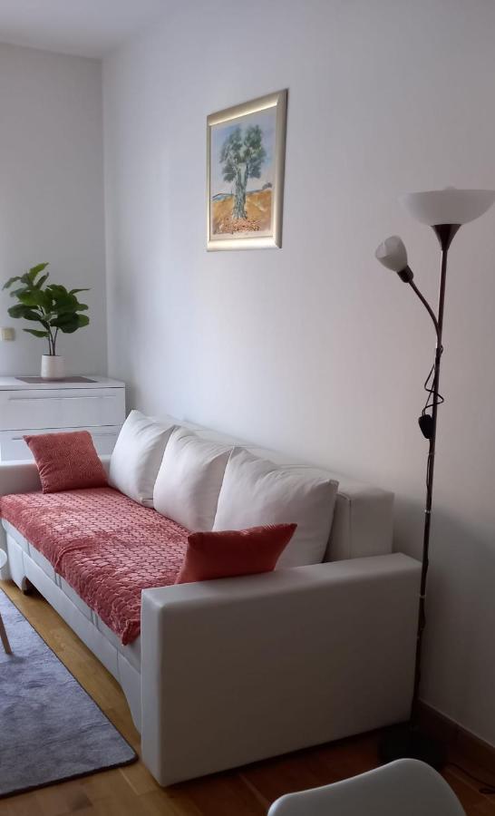 Marys Home Apartment Medugorje Esterno foto